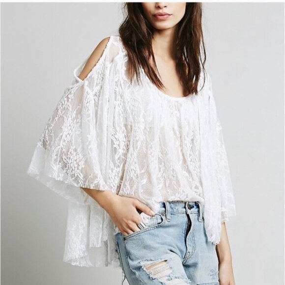 FREE PEOPLE Lost In Austin Lace Cold Shoulder Top Size S - Picture 1 of 4